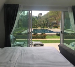 Коттедж с красивым видом из окна в Khaoyai Nature Resort