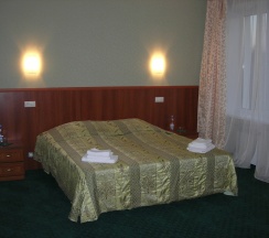 Комфорт Double (одна 2х спальная кровать) в Звезда