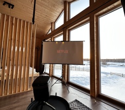 Дом с террасой в Lake Camp