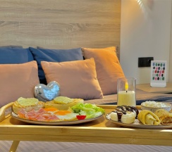 Однокомнатные апартаменты Люкс в Ава Салют SyncotelHome