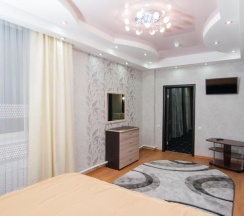 1-местный 2-комнатный номер люкс в Пятерочка-люкс