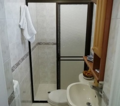 Коттедж в Bed & Breakfast Local Home
