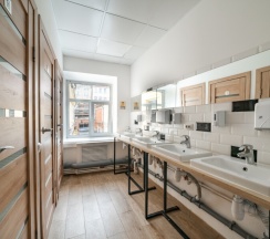 ОДНОМЕСТНЫЙ НОМЕР с общей ванной комнатой в Proloft city hostel&rooms