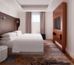 Двухместный люкс Khazar c 1 комнатой с видом на море двуспальная кровать в Intourist Hotel Baku