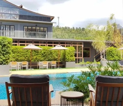 Двухместный Pool Access номер Deluxe с балконом 2 отдельные кровати в Aurico Kata Resort & Spa