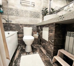 Двухместные апартаменты c 1 комнатой с балконом и с красивым видом из окна (двуспальная кровать) в Квартира c пaнopaмным видом на гоpод и леcнoй масcив