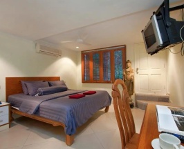Двухместная Studio Standard двуспальная кровать в Argyle Apartments Pattaya