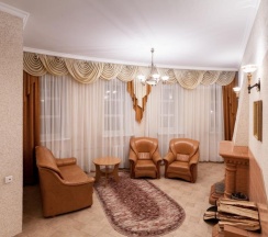 Комната комфорт с 1 двуспальной кроватью (с завтраком) в Классика