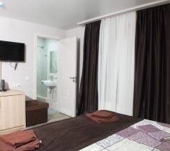 Стандартный улучшенный номер на втором этаже в Золотая рыбка