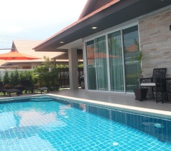 Вилла Deluxe с 3 комнатами в The Ville Pool Villa Jomtien