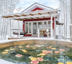 Этнодом в современном русском стиле в А у реки