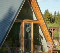 Дом (желтый) с панорамным видом на лес в Casa Ruza