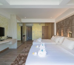 Четырёхместный номер Deluxe в Destination Patong
