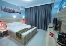 Номер Deluxe в ASIA Hotel