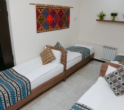 Четырёхместный номер Superior в Apple Hostel