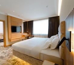 Двухместный люкс двуспальная кровать в Frankfort Hotel & Spa (Франкфорт и Спа)