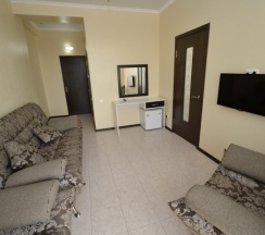 Семейный Комфорт на 1 этаже с террасой в Протос