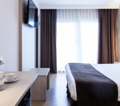 Двухместный номер Premium двуспальная кровать в Hotel Helios Lloret