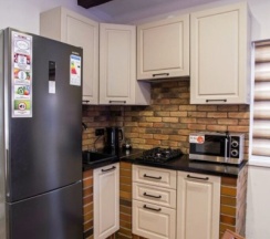 коттетдж шестиместный в Леона