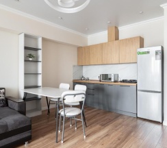 Студия c 1 комнатой в Bg Apartments