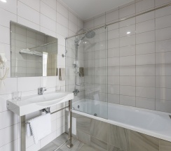 Номер первой категории, семейный в Central inn