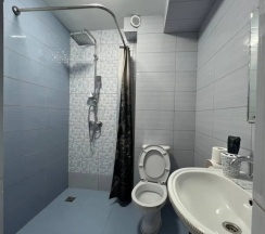 Двухместный номер Standard с балконом и с видом на горы двуспальная кровать в Шатун