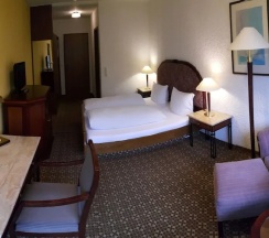 Двухместный номер Standard с балконом двуспальная кровать в Hotel Moselkern