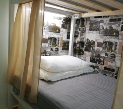Койко-место в мужском номере на 8 человек в Hostel03Rus