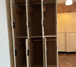 Койко-место в в мужском шестиместном номере в Кино хостел на Выборгской