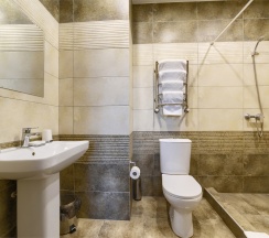 Стандартный двухместный номер с 1 кроватью в Hitotel