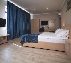 Джуниор Сюит 36кв.м. в Колизей