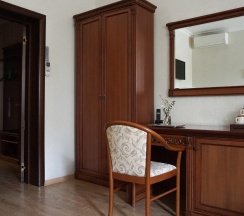 Номер стандарт семейный в Келарская набережная