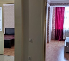 М.Горького 85Б. 2-комн.кв., 7-этаж, 111 в АнтиОтель