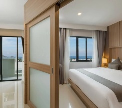 Трёхместный семейный номер в Patong Bay Residence