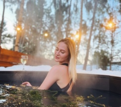 Aframe Black | Баня и банный чан на территории в Берёзовая роща