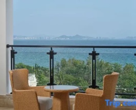 Двухместный номер Standard с видом на озеро (двуспальная кровать) в Tangla Hotel Sanya