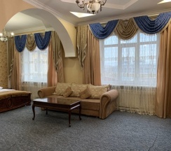 Полулюкс в Снежная королева