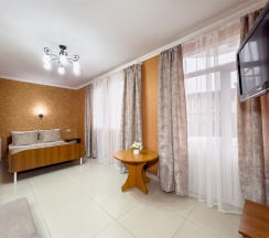 Семейный с балконом в Три богатыря by Viva Hotels Group