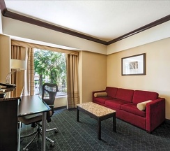 Двухместная студия двуспальная кровать в Hotel Bonaventure Montreal