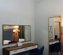 3 этаж I Двухкомнатный номер с двуспальными кроватями в Марис