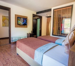 Семейный люкс в Kata Blue Sea Resort