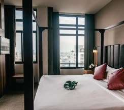 Одноместный люкс с видом на реку в Grand Howard Hotel Bangkok
