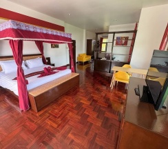 Апартаменты с видом на море в Ao Thai Resort