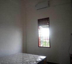Одноместный номер Standard в OYO Life 92779 Kost Arjuna