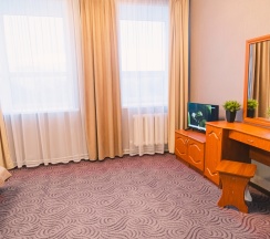  "ЛЮКС" Семейный, 2х комн. (№5) в Новый континент