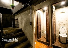 Кровать в общем номере в Sleepcase Hostel