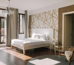 Трёхместный номер Superior в Отель IH Hotels Venezia Salute Palace