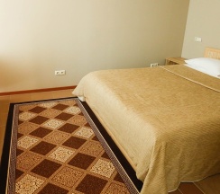 "Люкс" (спальня и гостиная) в Такт