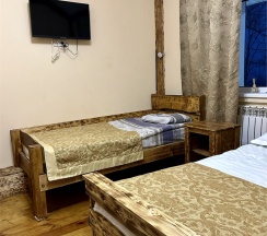 Стандарт + трёхместный в Марс Хауз