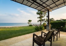 Вилла с балконом и beachfront в i Tara Resort & Spa